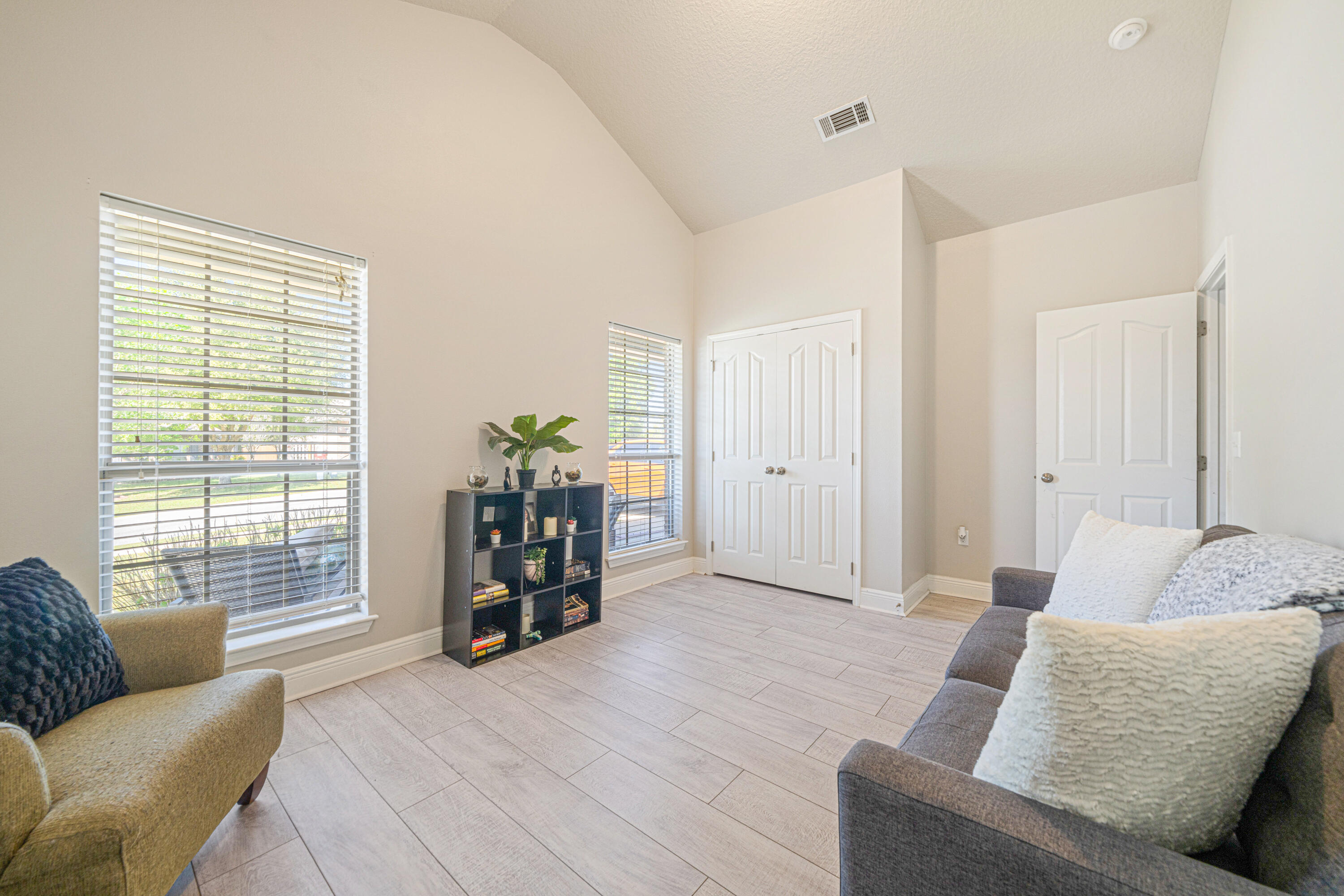 634 Red Fern Road