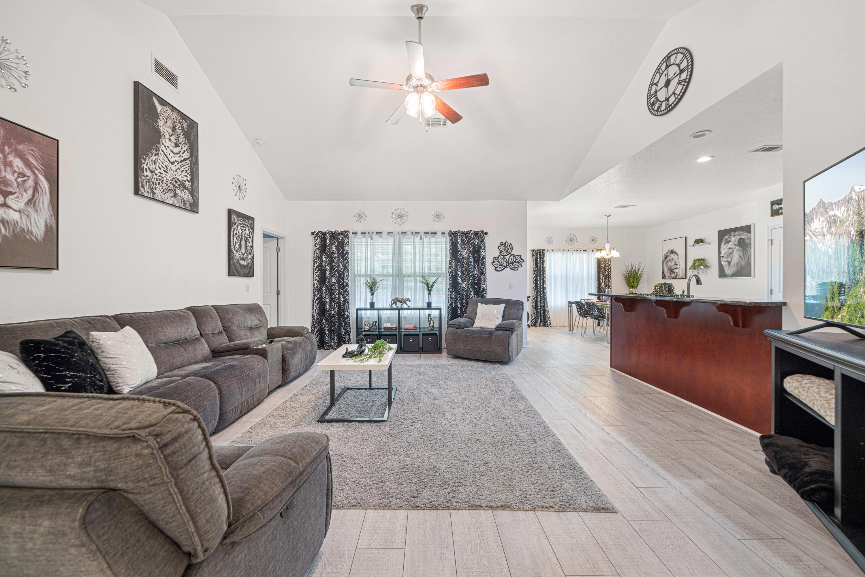 634 Red Fern Road