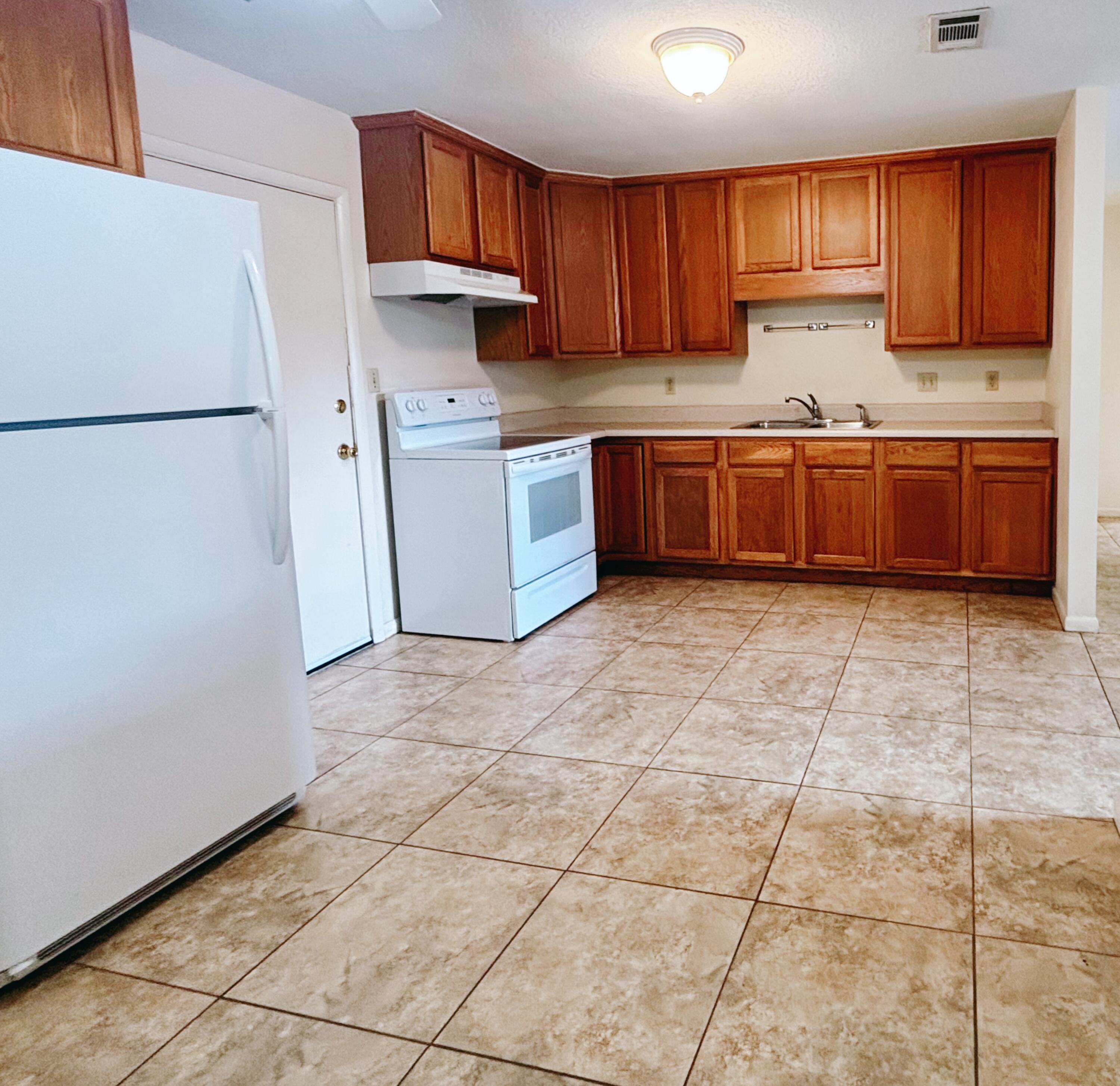816 Lark Street 5, 6, 7, 8
