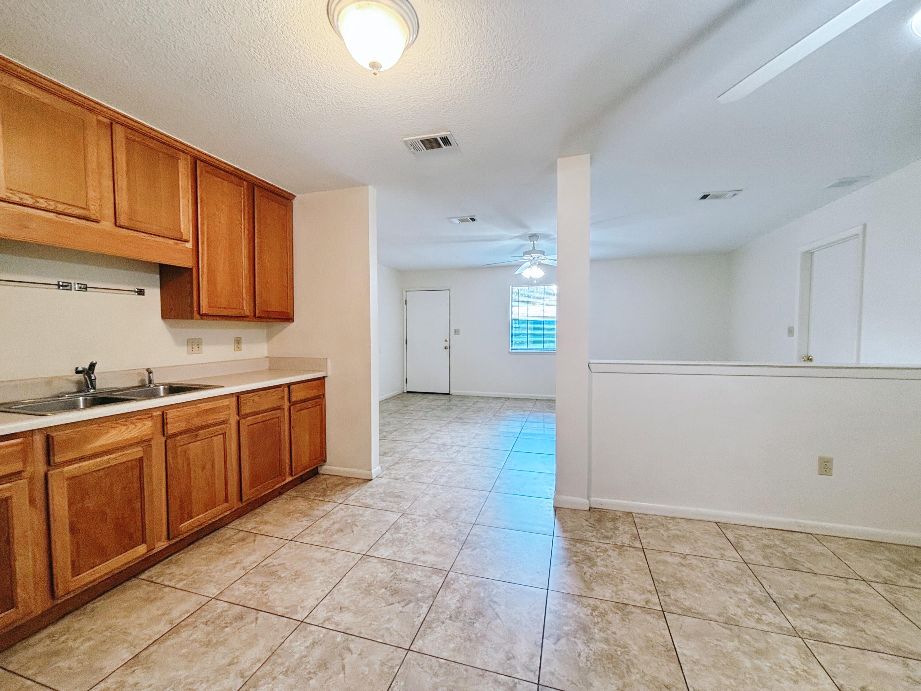 816 Lark Street 5, 6, 7, 8