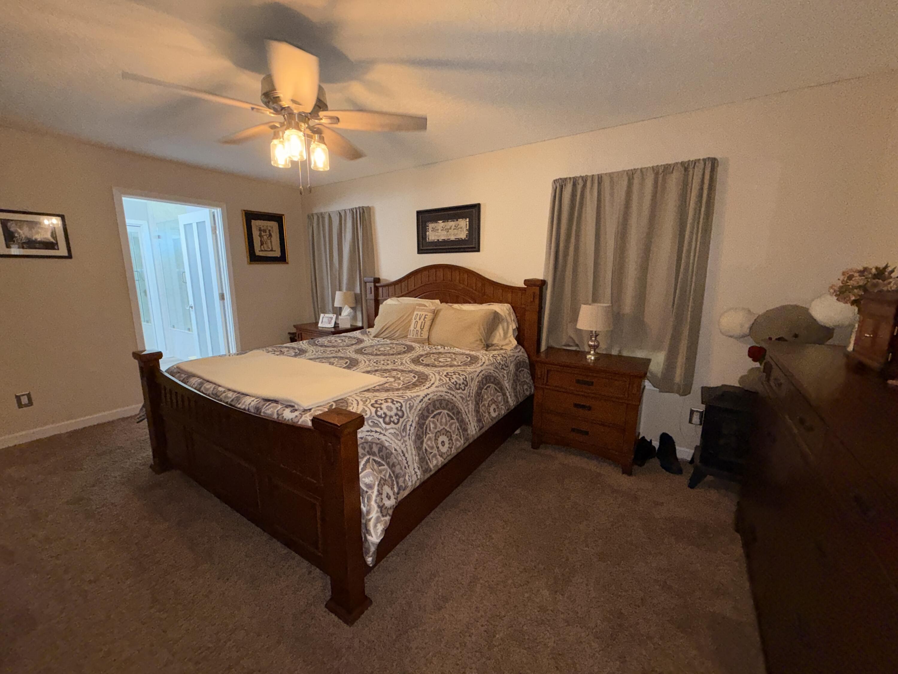 207 Green Drive