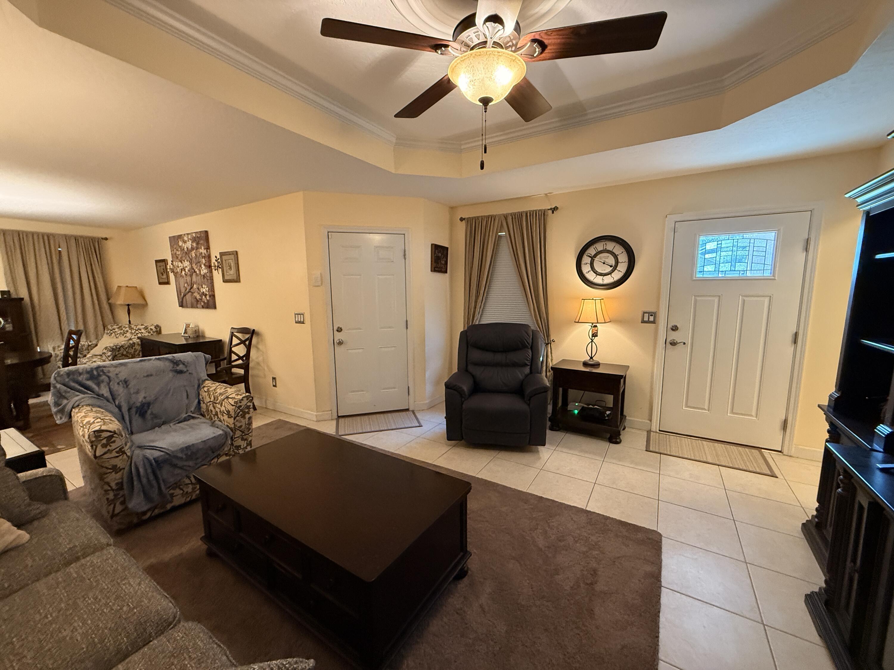 207 Green Drive