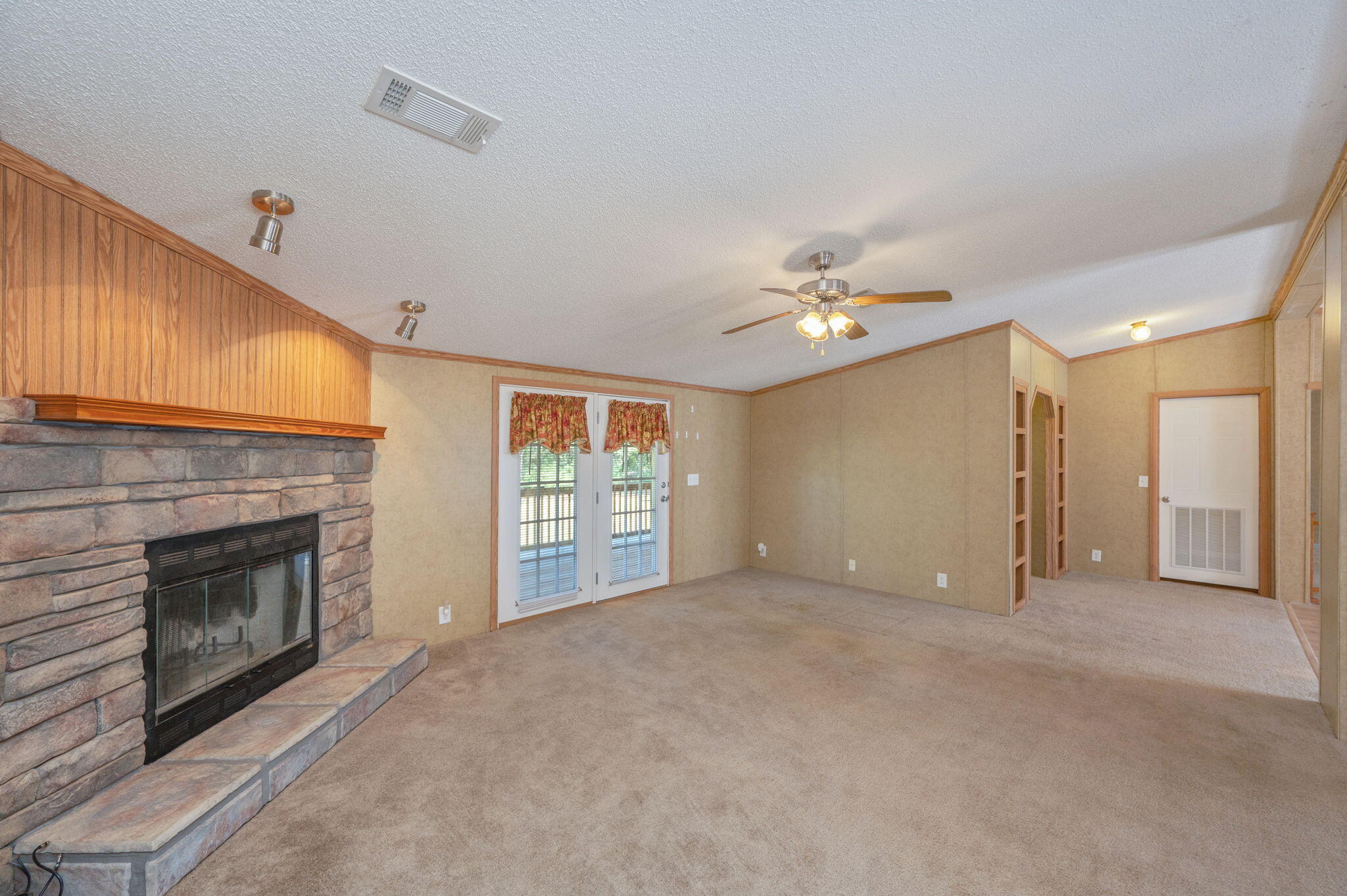 305 Blue Pond Lane