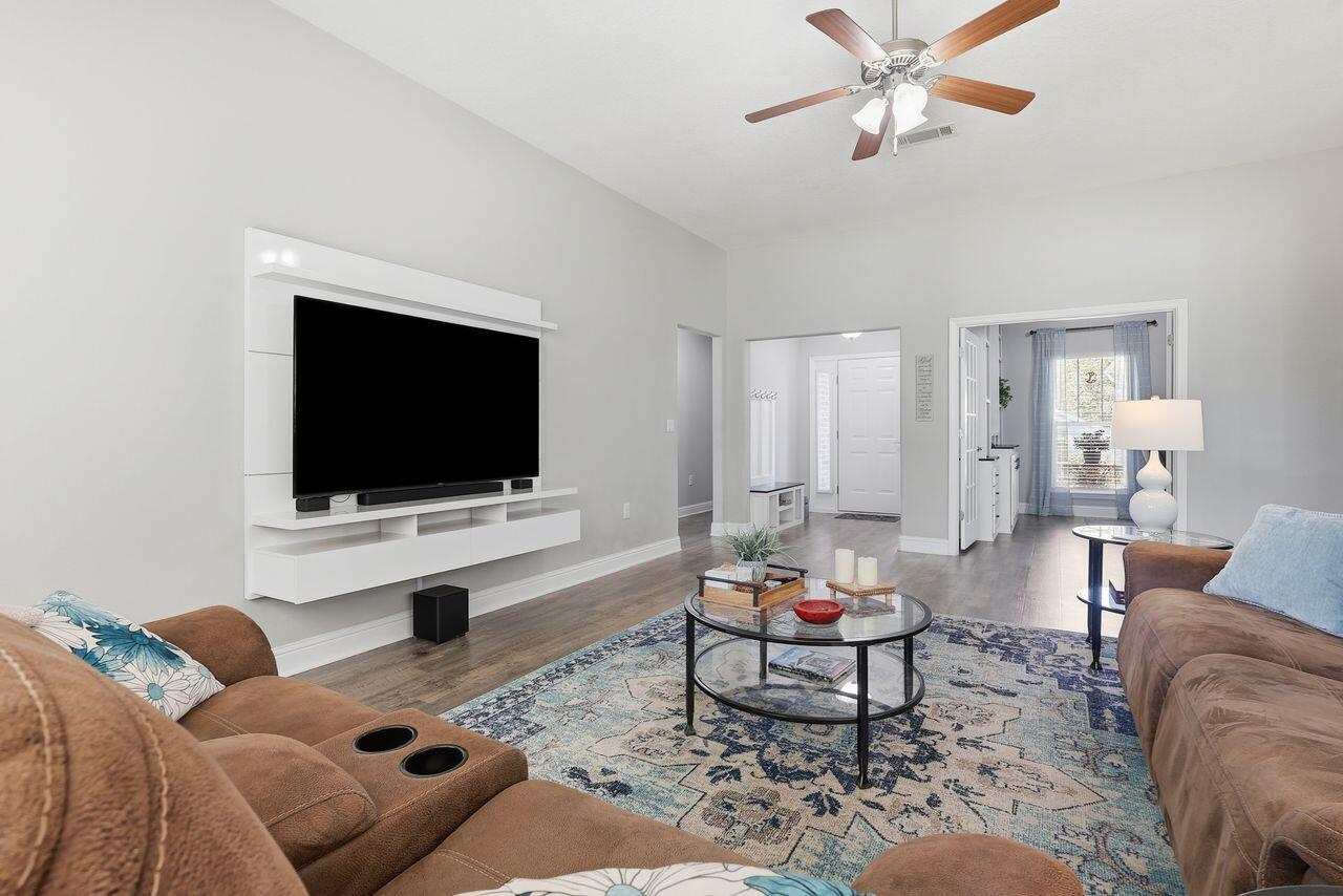 3025 Crown Creek Circle