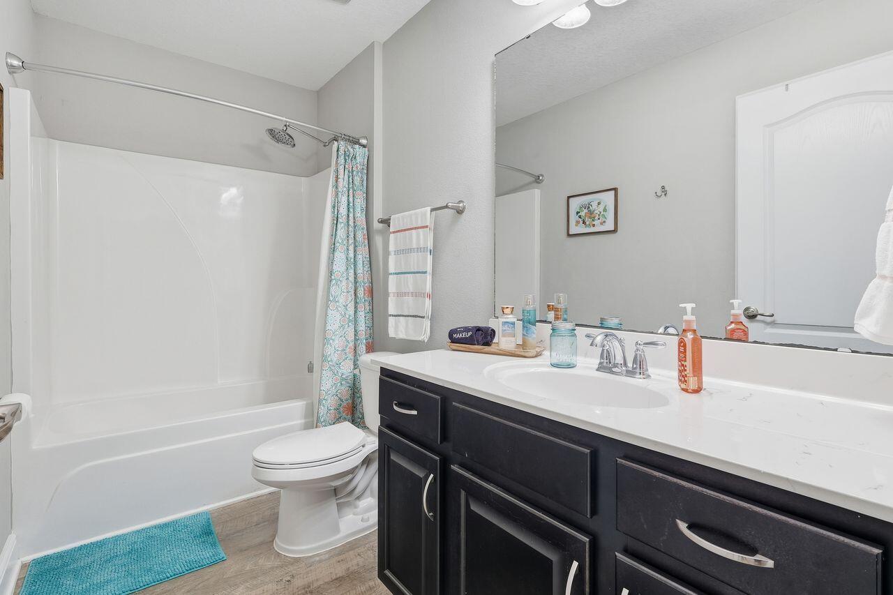 3025 Crown Creek Circle