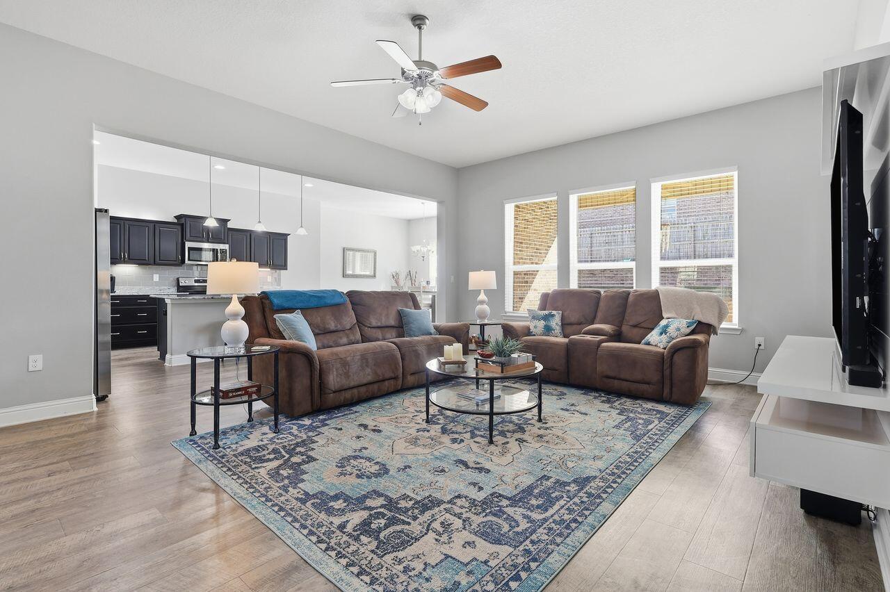 3025 Crown Creek Circle