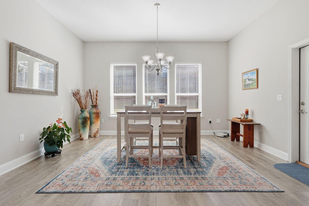 3025 Crown Creek Circle