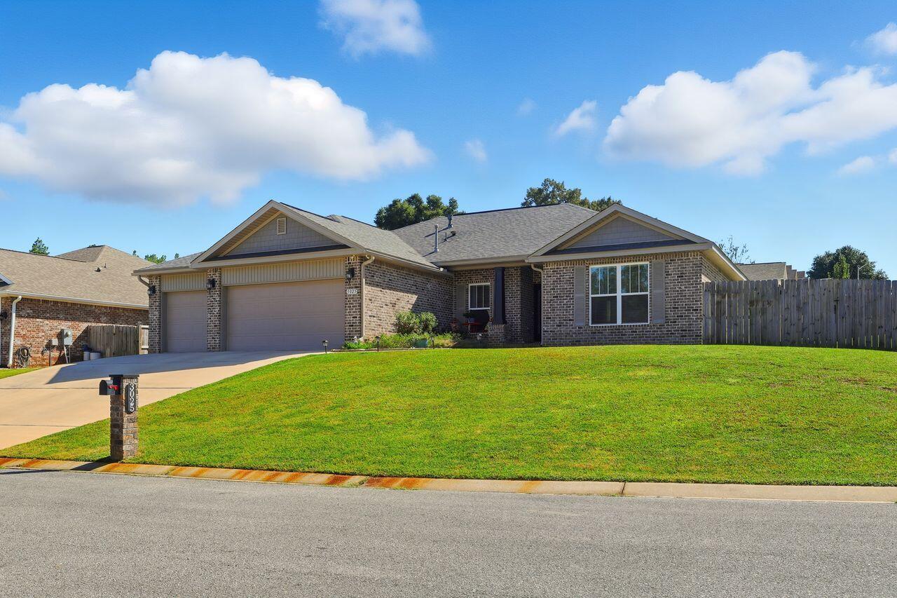 3025 Crown Creek Circle