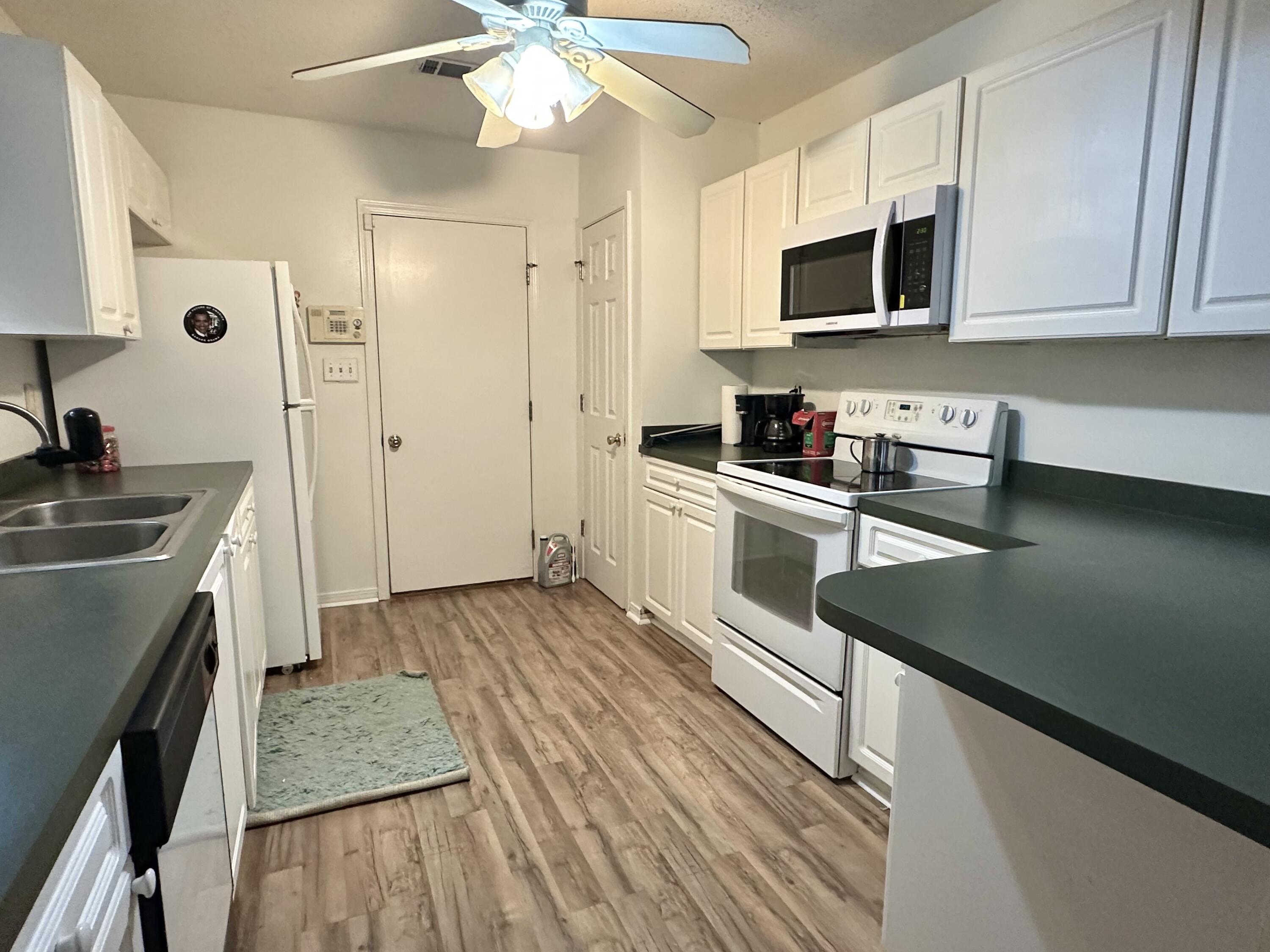 1137 Jeni Mae Court