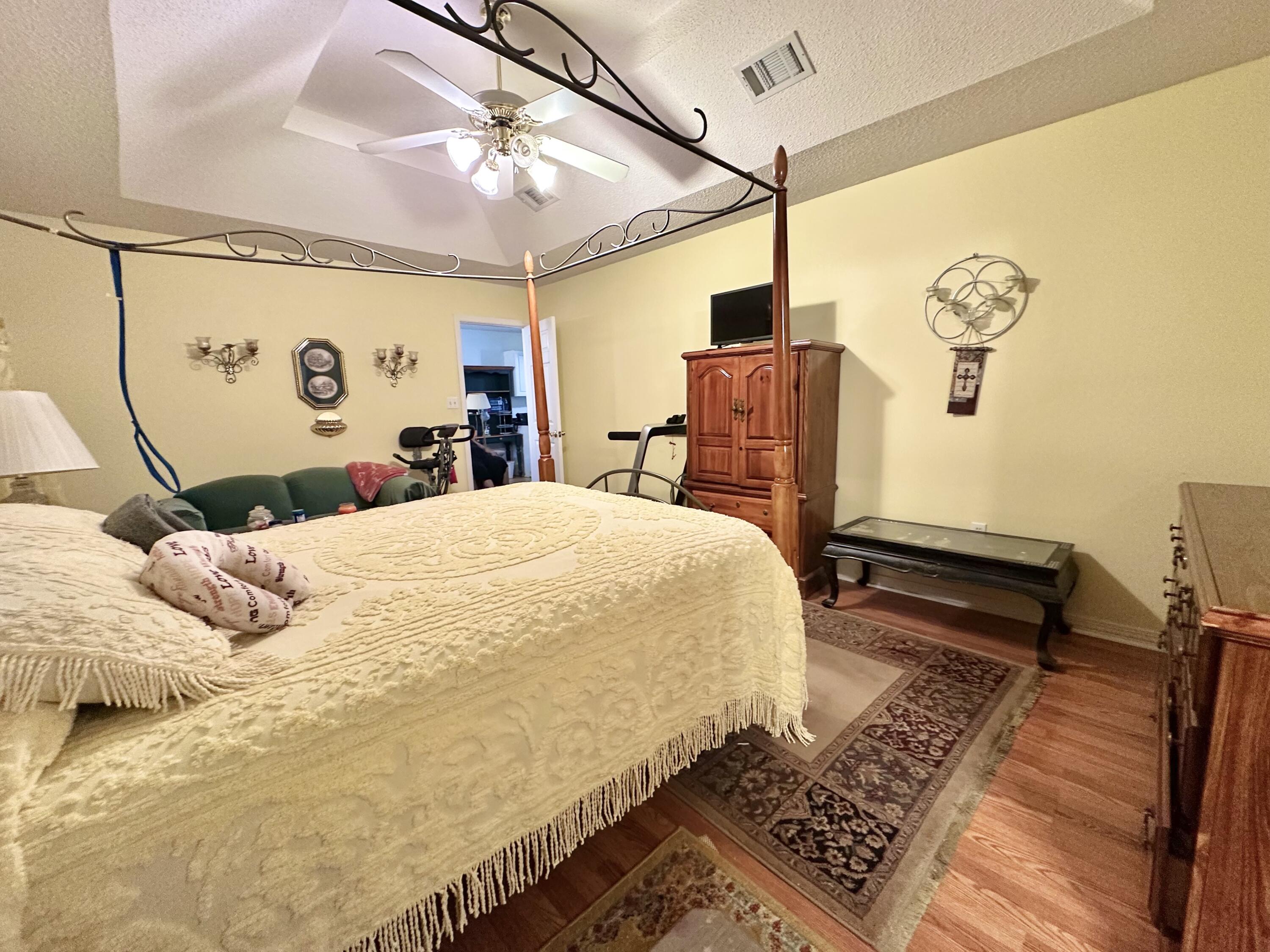 1137 Jeni Mae Court