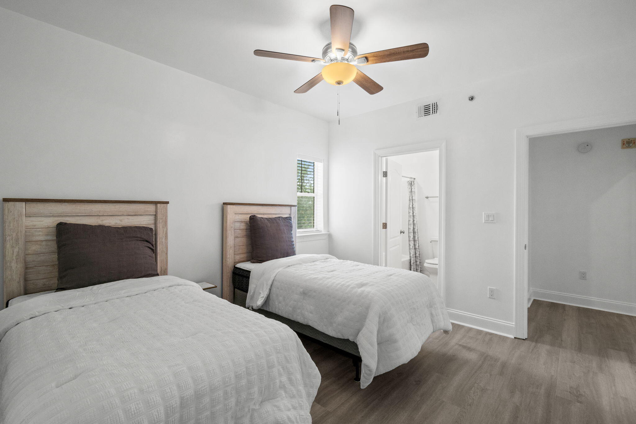 251 MATTIE M KELLY Boulevard Boulevard 302