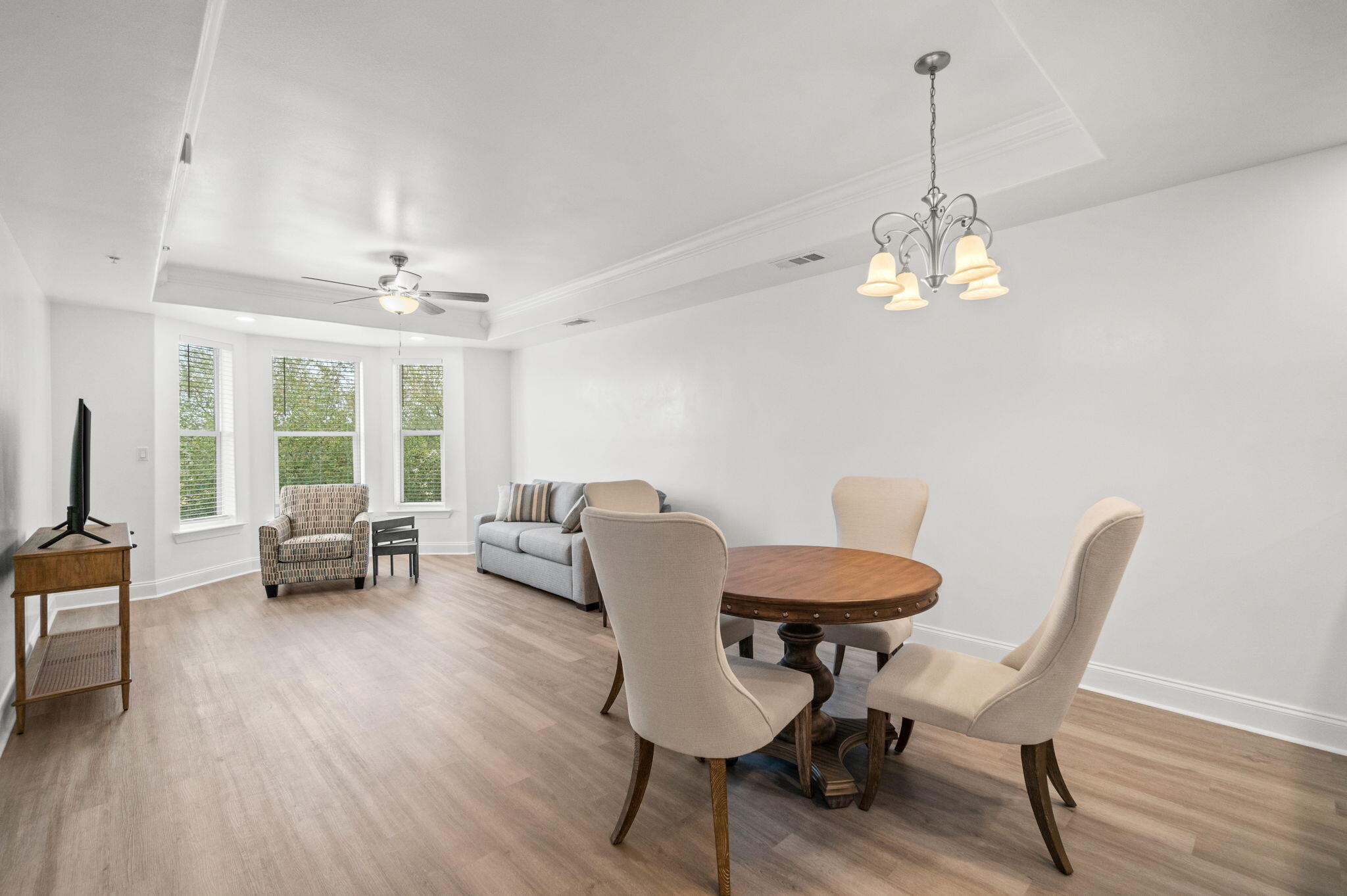 251 MATTIE M KELLY Boulevard Boulevard 302