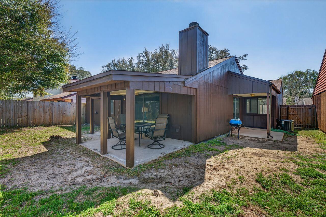 1020 Alderwood Way