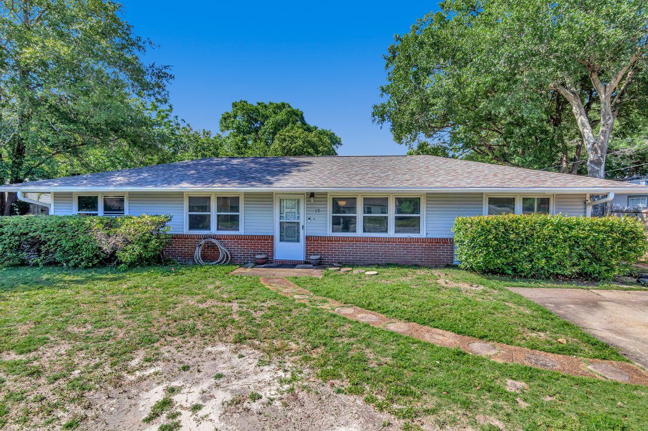 17 NW Highland Drive