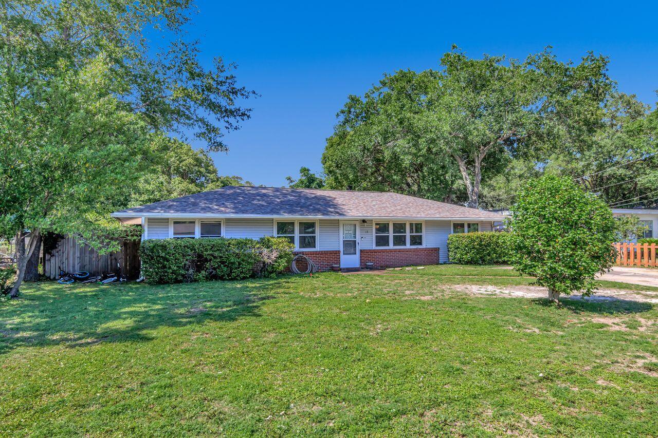 17 NW Highland Drive