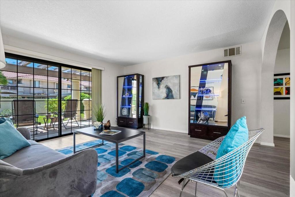 2001 E Camino Parocela Unit: Q117