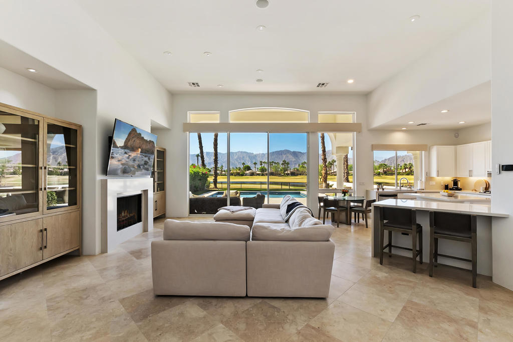 79568 Mission Drive East Drive E