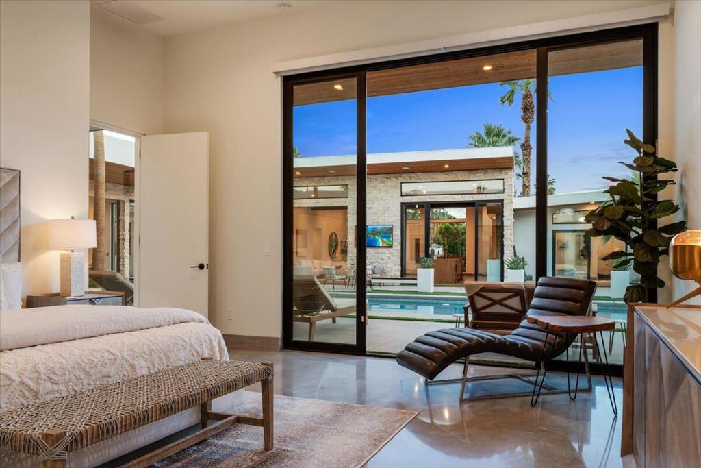 524 E E Miraleste Court Court