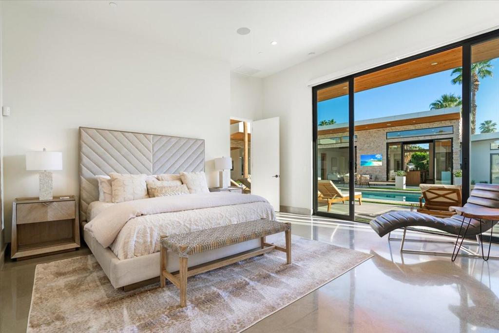 524 E E Miraleste Court Court