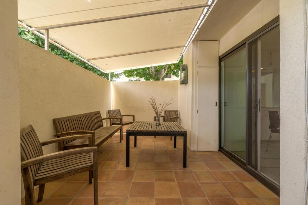 48940 Desert Flower Drive