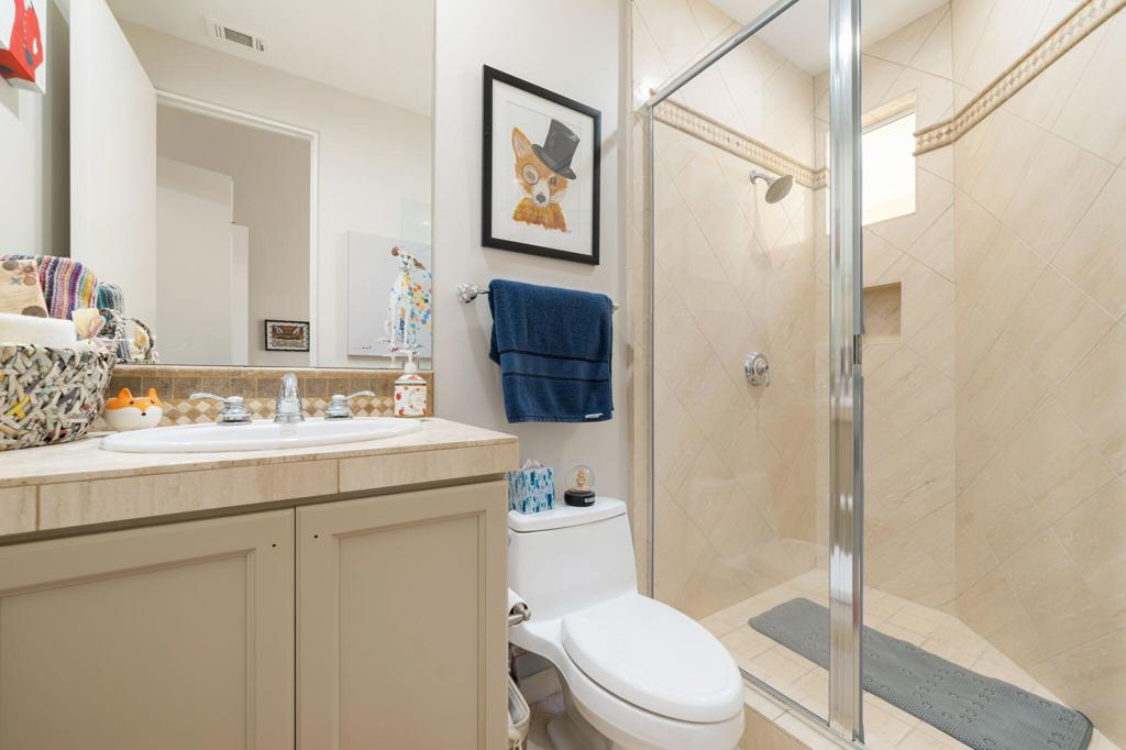 45368 Espinazo Street