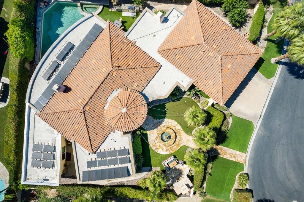 45368 Espinazo Street