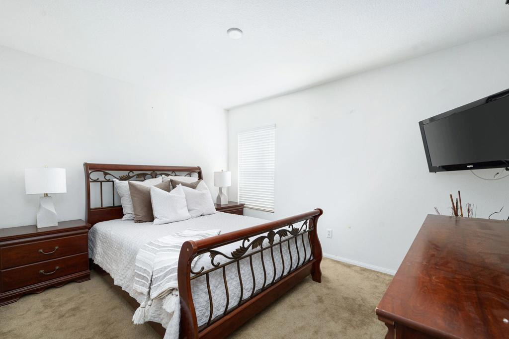 232 Paseo Bravo