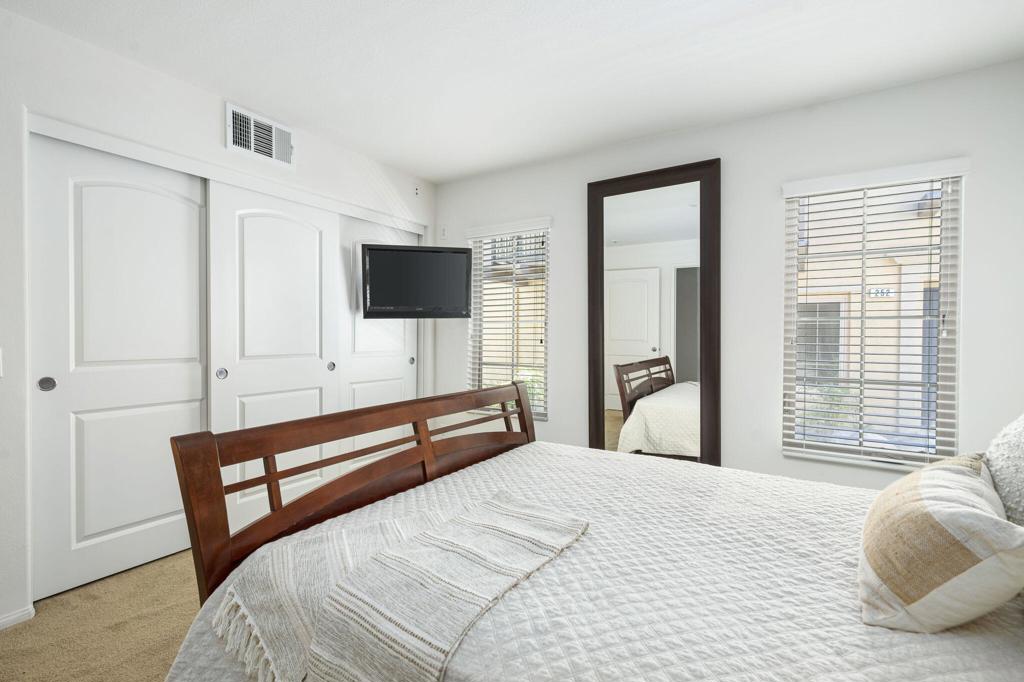 232 Paseo Bravo