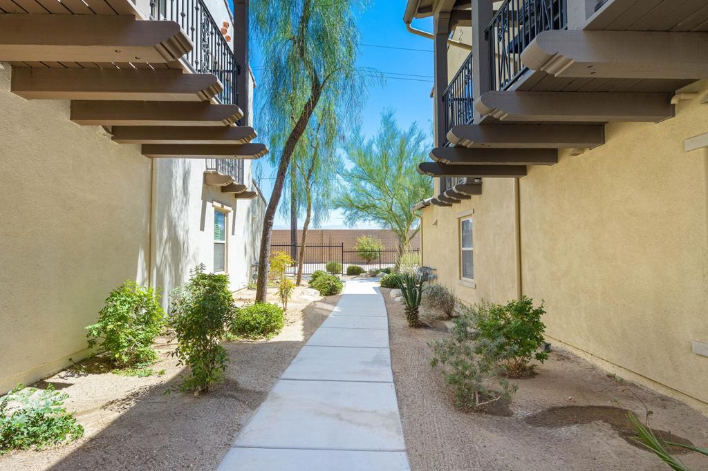 232 Paseo Bravo