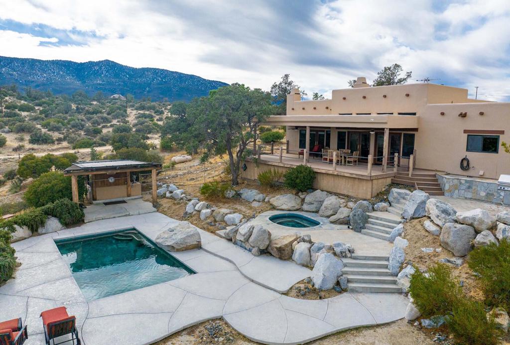 61100 Scenic Drive Unit: 263