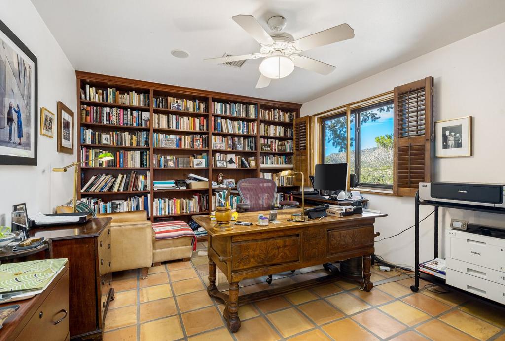 61100 Scenic Drive Unit: 263