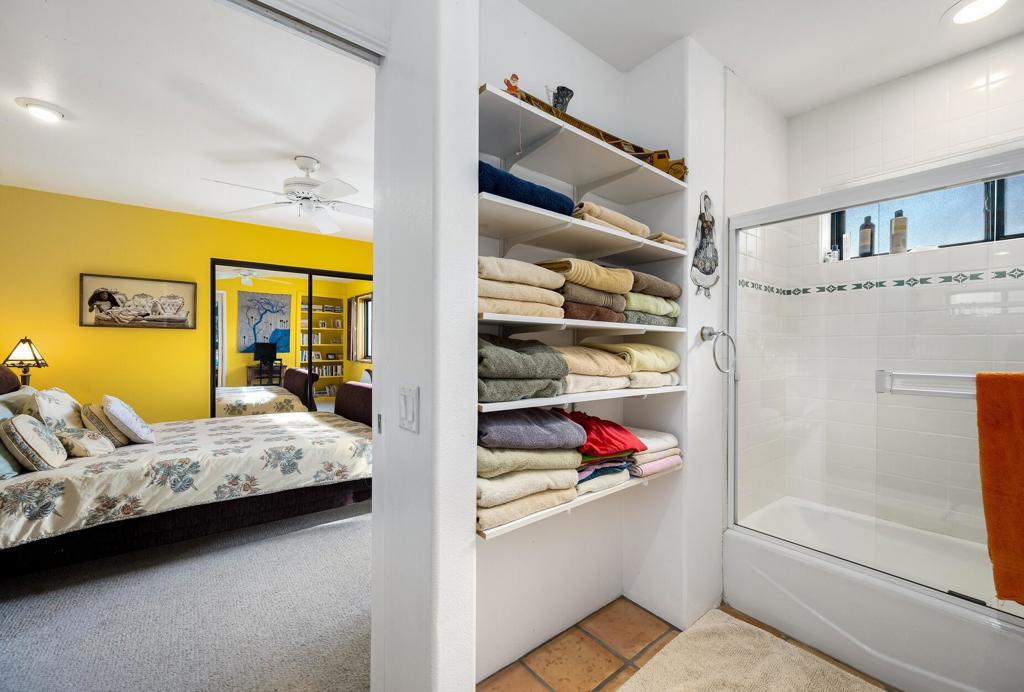 61100 Scenic Drive Unit: 263