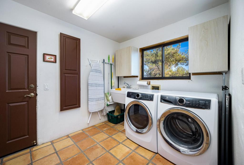 61100 Scenic Drive Unit: 263