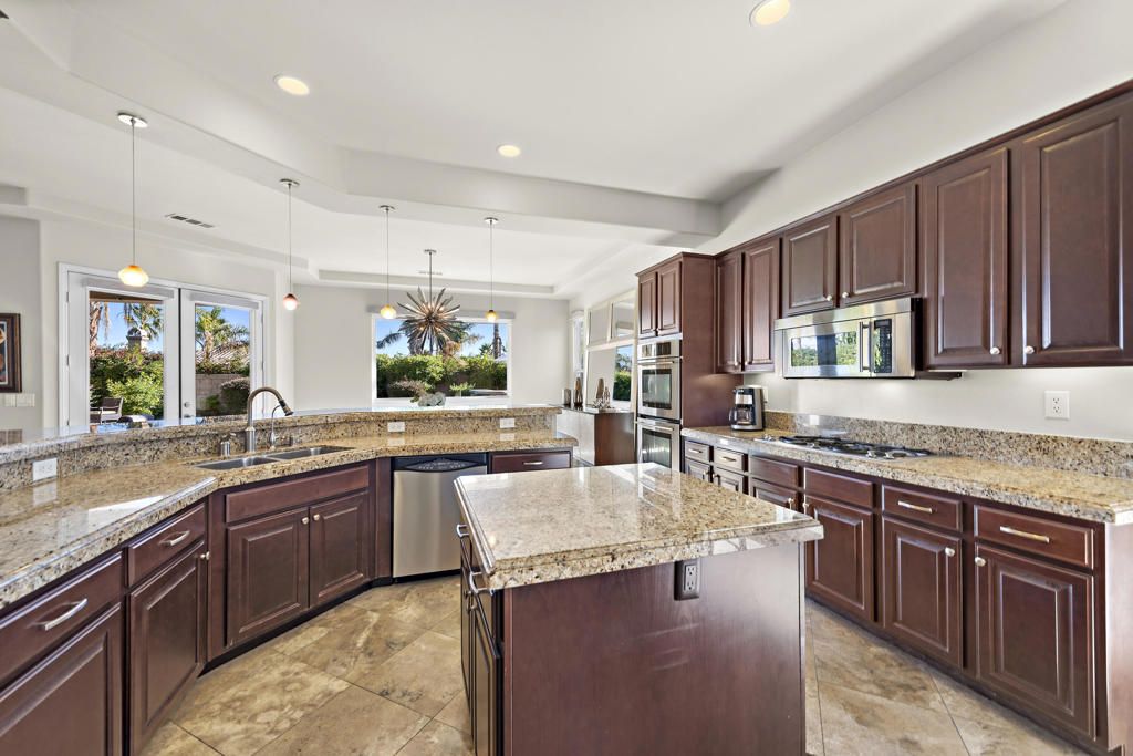 52350 Silver Star Trail