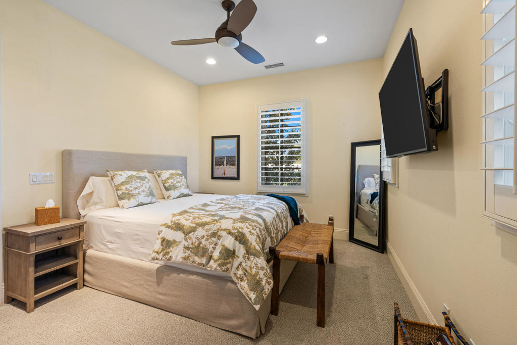 75225 Promontory Place