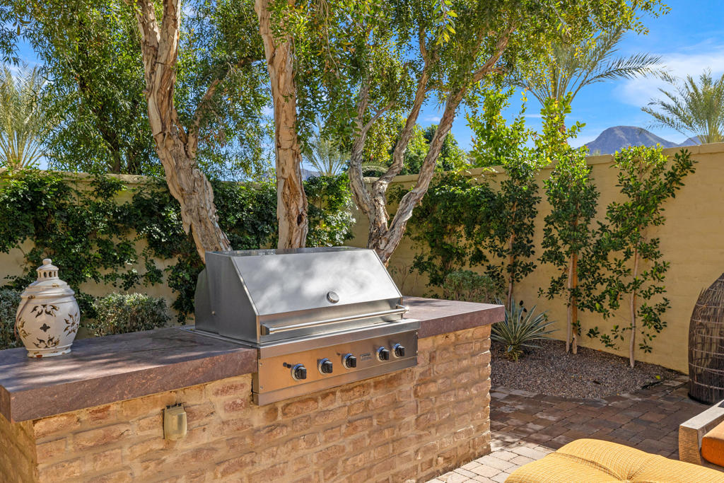 75225 Promontory Place