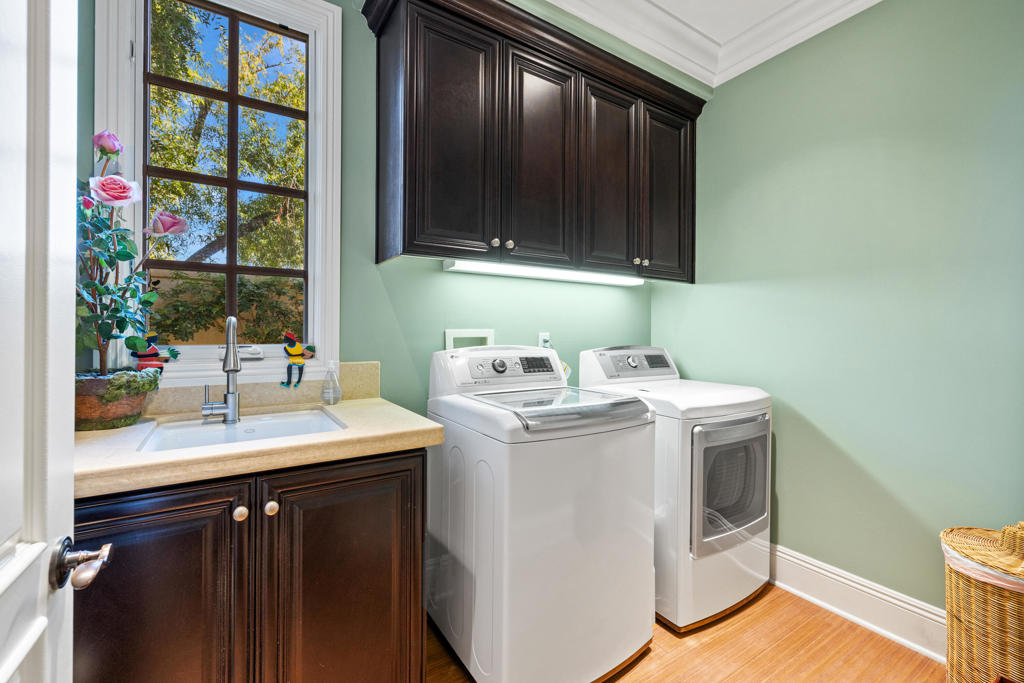 75225 Promontory Place