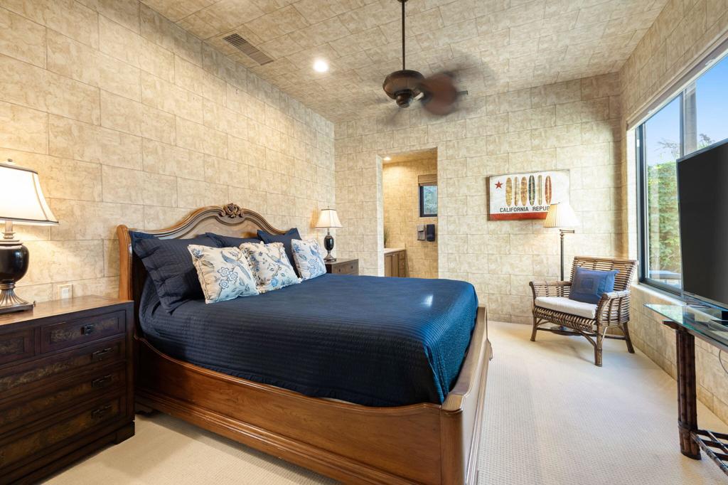 77613 N Via Villaggio