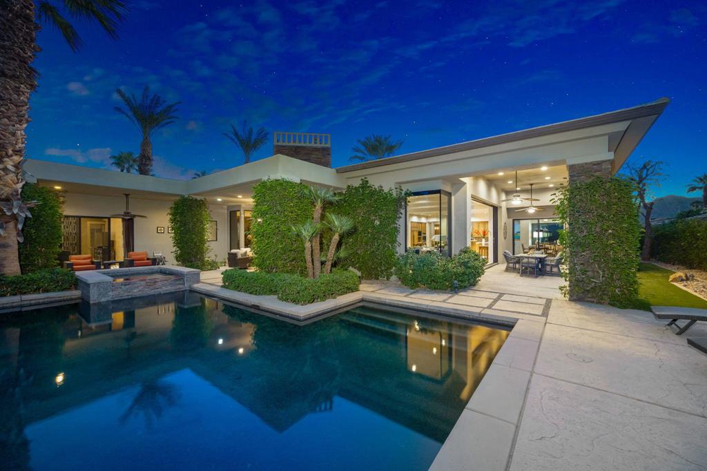 77613 N Via Villaggio