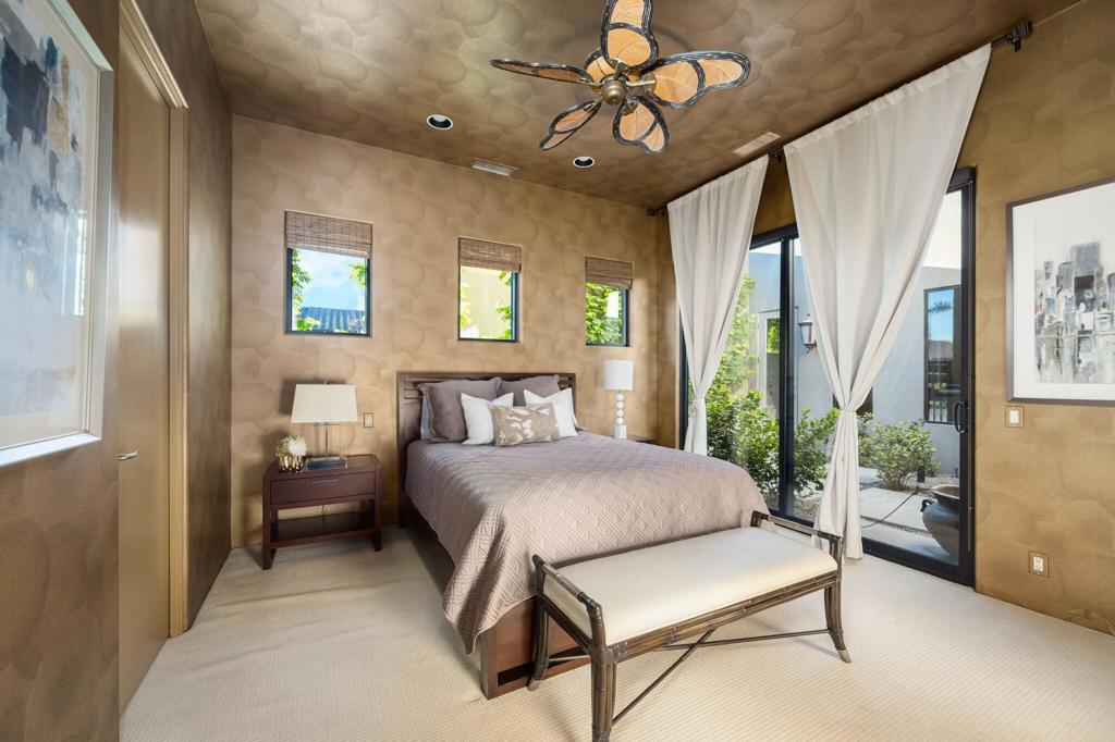 77613 N Via Villaggio