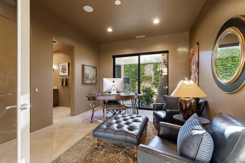 77613 N Via Villaggio