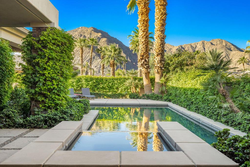 77613 N Via Villaggio