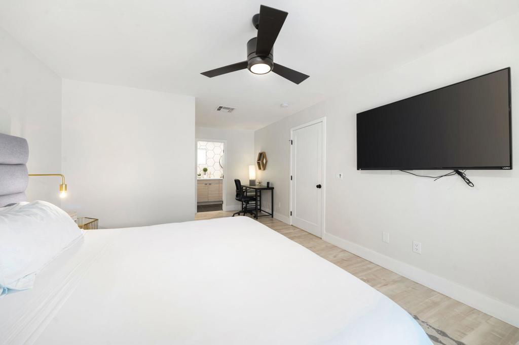 73748 De Anza Way