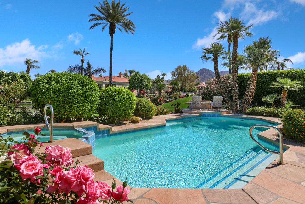 44490 Lakeside Drive