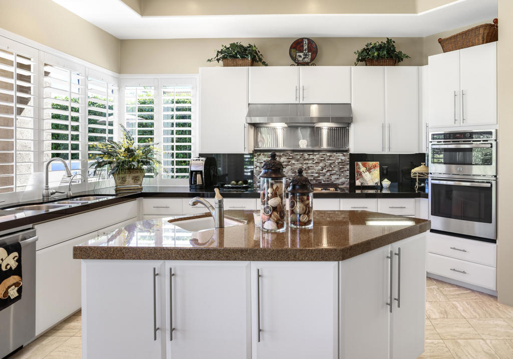 44490 Lakeside Drive