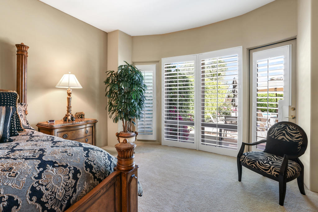 44490 Lakeside Drive