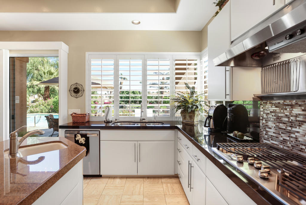 44490 Lakeside Drive