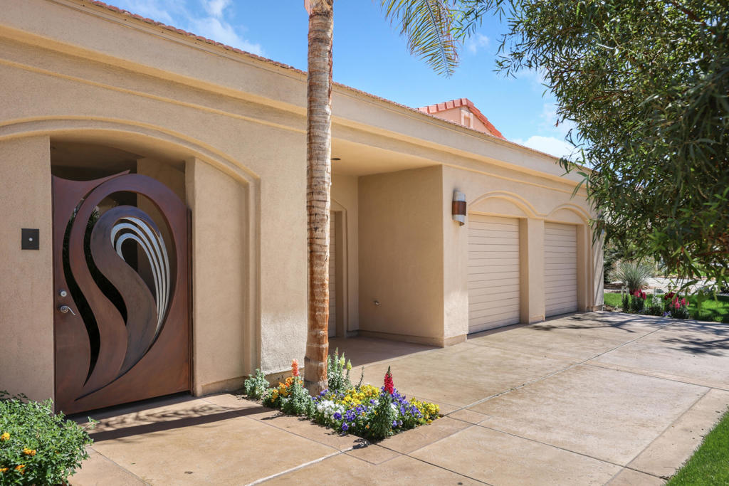 44490 Lakeside Drive