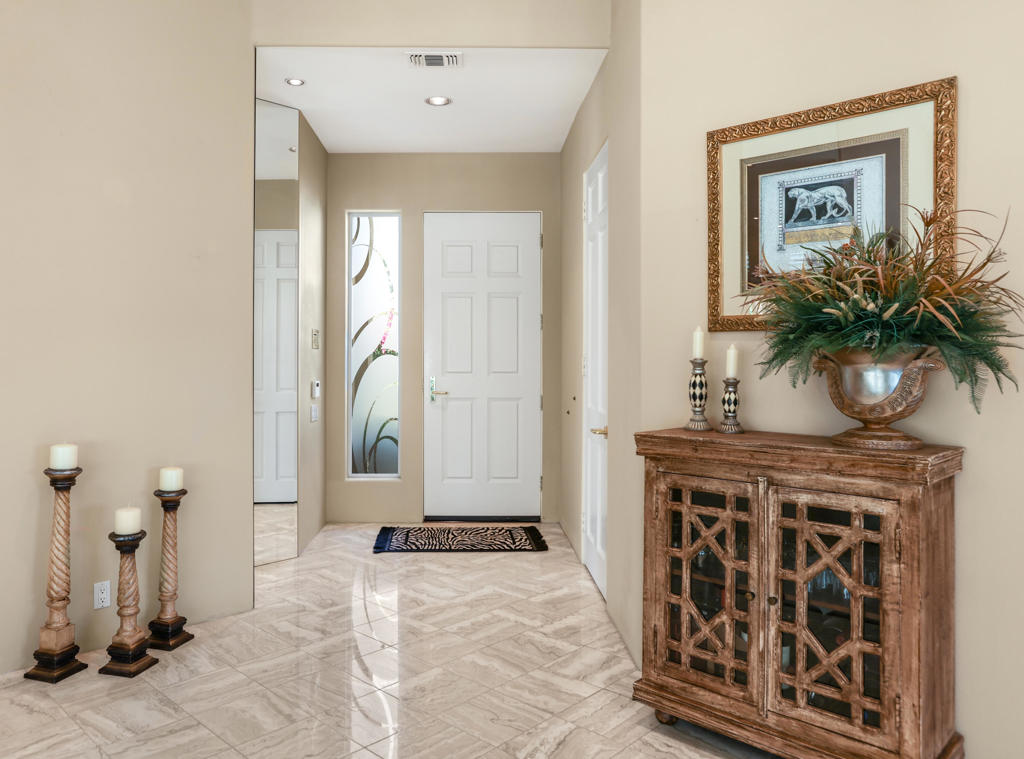 44490 Lakeside Drive