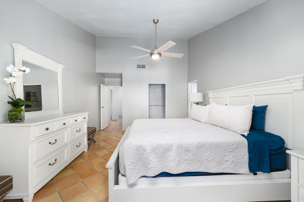 46621 Arapahoe Lane B